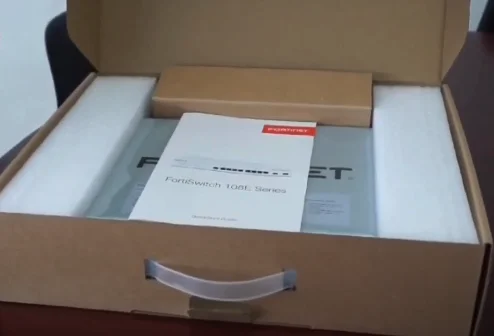 Unboxing del equipo fortiswitch 108e-poe