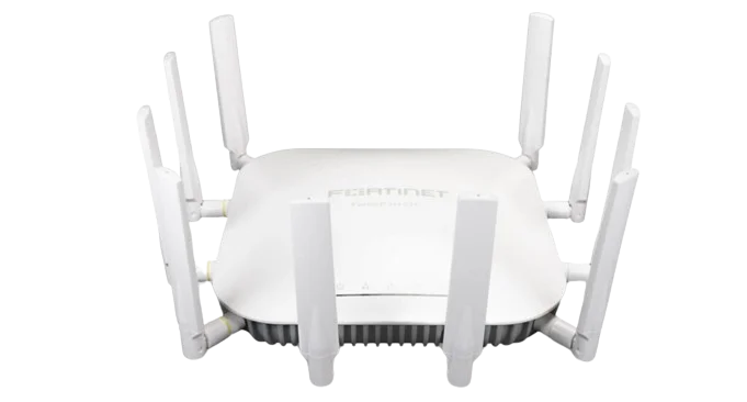 Punto de acceso empresarial FAP-U433F FortiAP con conectividad Wi-Fi de alto rendimiento.